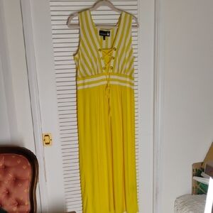 Antthony Yellow V-Neck Sleeveless Maxi Dress
